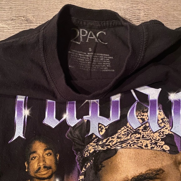 2Pac All Eyez On Me Rap T-Shirt Men’s size Small - Picture 3 of 4
